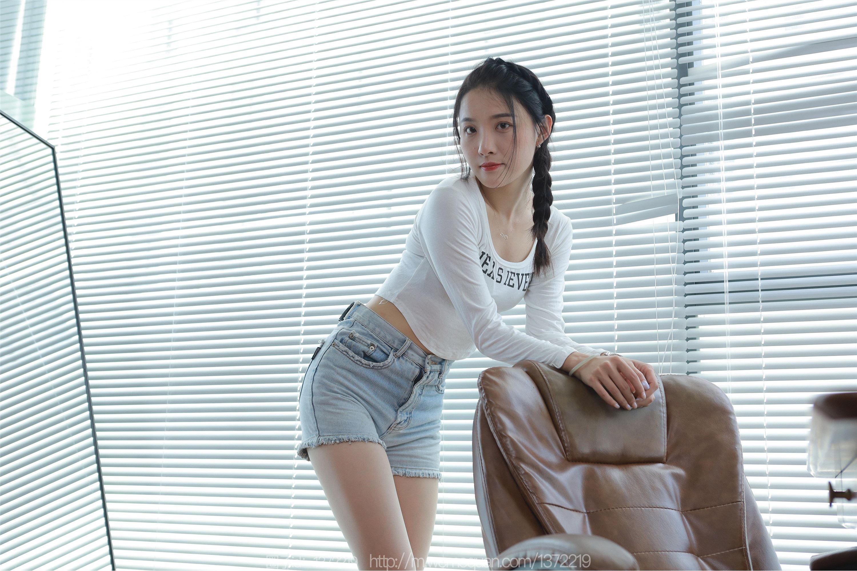 IESS异思趣向  2023.06.22 丝享家 1462 婉萍《邻家小妹》